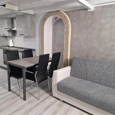 Living Milano Апартаменты *