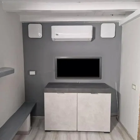 Living Milano Апартаменты *